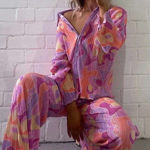 Peppermayo Pants - Peppermayo 2 Piece Set Change of Pace Shirt and 90s Muse Pants 0 2 Psychedelic